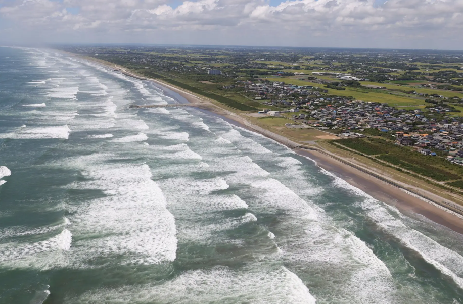 Massive Tsunami Alert Issued for California After Powerful Earthquake Near Russia